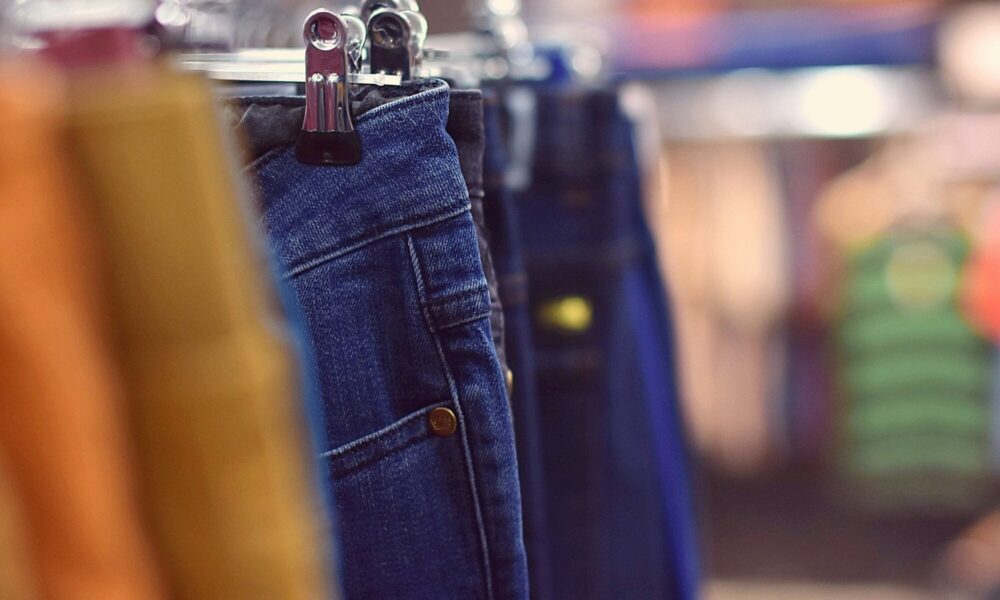 must-know-tips-for-buying-high-quality-leggings-in-retail